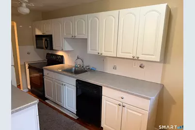 69 East Broadway #B, Milford, CT 06460 - Photo 9