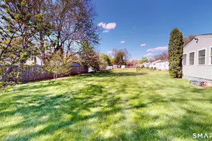 14 Carriage Dr, Enfield, CT 06082 - Photo 33