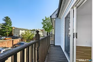 17 Dolsen Pl, Stamford, CT 06901 - Photo 21