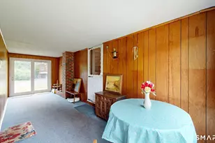 5 Pershing Rd, Windsor Locks, CT 06096 - Photo 9