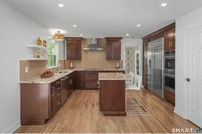 131 Fieldcrest Drive, Ridgefield, CT 06877 - Photo 9