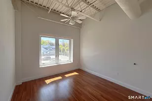 1139 Post Rd, Fairfield, CT 06824 - Photo 13