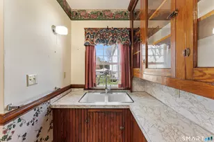 9 Floral Ave, Thompson, CT 06255 - Photo 13