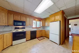 82 Main St, East Windsor, CT 06016 - Photo 15