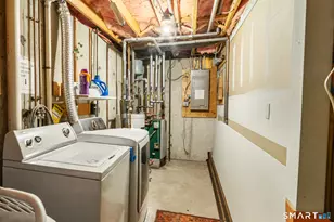 55 Sage Dr, Waterbury, CT 06704 - Photo 25