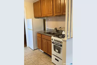 174 Hillside Avenue, Hartford, CT 06106 - Photo 7