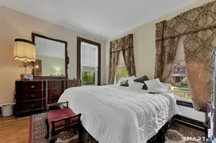 327 Edgewood Ave, New Haven, CT 06515 - Photo 13