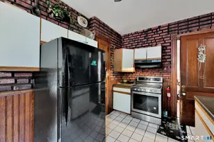 327 Edgewood Ave, New Haven, CT 06515 - Photo 11