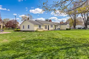46 Lynde St, Old Saybrook, CT 06475 - Photo 9