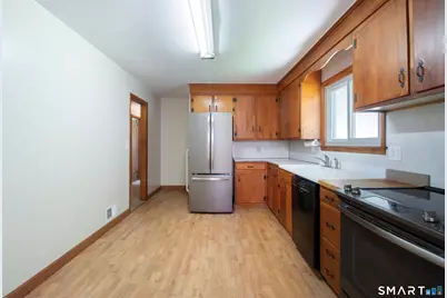 571 Avon Drive, Orange, CT 06477 - Photo 13