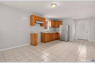 143 Highland Avenue, Bridgeport, CT 06604 - Photo 9