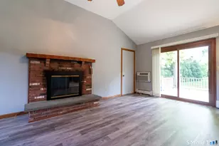 15 Kennedy Rd, Windsor, CT 06095 - Photo 13