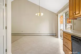 34 Fairlawn St, Bristol, CT 06010 - Photo 11