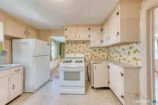 67 Bristol St, Hartford, CT 06106 - Photo 15