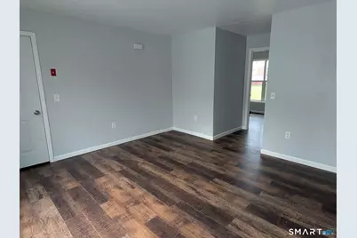 619 Shelton Street #1st Floor R, Bridgeport, CT 06608 - Photo 11