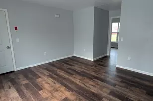 619 Shelton St, Bridgeport, CT 06608 - Photo 11