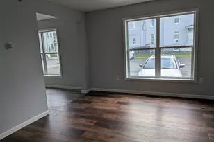 619 Shelton St, Bridgeport, CT 06608 - Photo 9