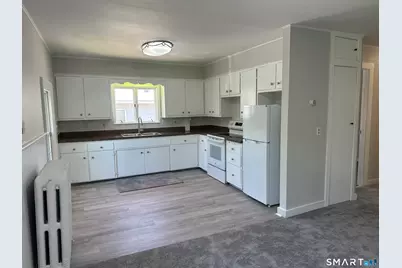 17 Broad Street #2nd Fl Rear, Middletown, CT 06457 - Photo 5
