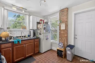 131 Bradley St, New Haven, CT 06511 - Photo 11