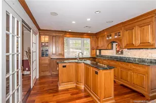 15 Sand Hill Rd, Simsbury, CT 06089 - Photo 31