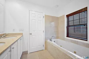 160 Glenbrook Rd, Stamford, CT 06902 - Photo 9