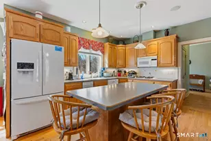 53-A Oakridge Dr, Westbrook, CT 06498 - Photo 15