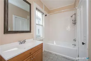 13 Wilcox St, Wethersfield, CT 06109 - Photo 13