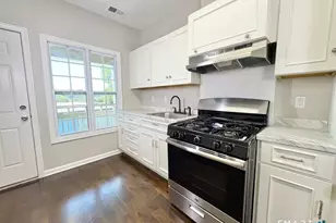 126 Burroughs St, Bridgeport, CT 06608 - Photo 7
