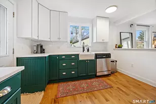 169 Battis Rd, Hamden, CT 06514 - Photo 9