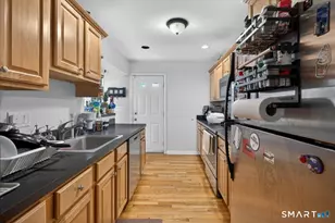 902 State St, New Haven, CT 06511 - Photo 11