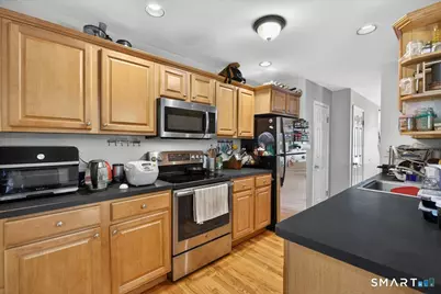 902 State Street #2, New Haven, CT 06511 - Photo 9