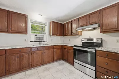 102 Metacomet Road, Plainville, CT 06062 - Photo 13