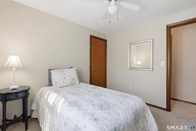 102 Metacomet Road, Plainville, CT 06062 - Photo 23