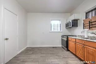 483 Ferry St, New Haven, CT 06513 - Photo 19