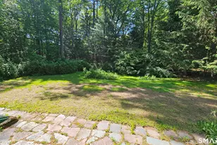 63 Moravia Rd, Avon, CT 06001 - Photo 17