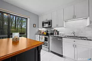 63 Woodbury Hl, Woodbury, CT 06798 - Photo 11