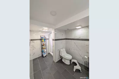 46 Clinton Avenue, New Haven, CT 06513 - Photo 39