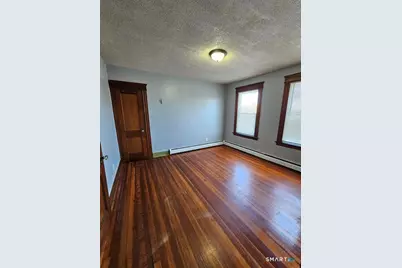 75 Vernon Street, Waterbury, CT 06708 - Photo 9