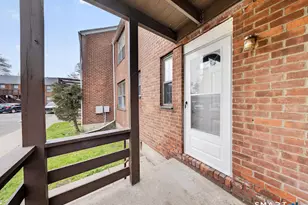 49 Mencel Cir, Bridgeport, CT 06610 - Photo 25