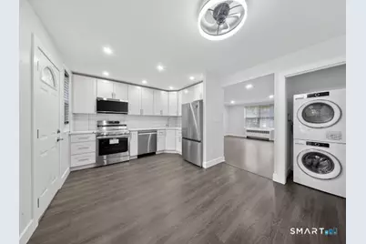 49 Mencel Circle #B, Bridgeport, CT 06610 - Photo 15