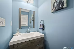 28 Hidden Oaks Dr, Avon, CT 06001 - Photo 19