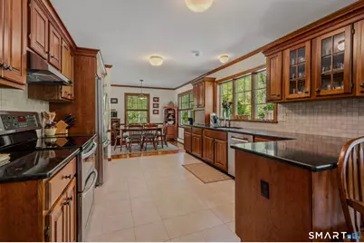 4 Swanswood Lane, Old Lyme, CT 06371 - Photo 7