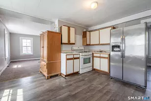71 Blackhall St, New London, CT 06320 - Photo 9