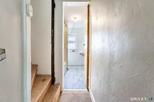 71 Blackhall St, New London, CT 06320 - Photo 17