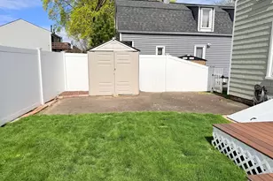 19 Willow St, Milford, CT 06460 - Photo 17