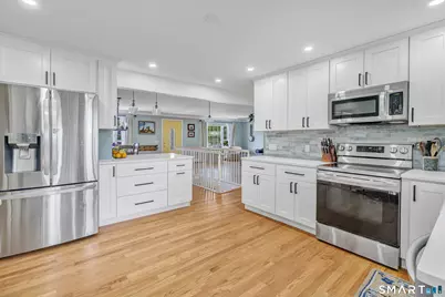 125 McLeod Place, Stratford, CT 06614 - Photo 9