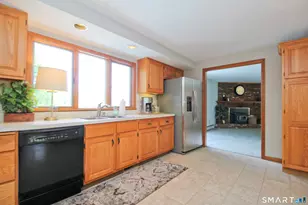 310 Thompsonville Rd, Suffield, CT 06078 - Photo 11