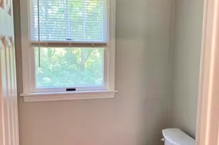 60 Dickerman Ave, Windsor Locks, CT 06096 - Photo 11