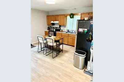 60 Dickerman Avenue #60, Windsor Locks, CT 06096 - Photo 7