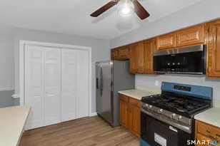 201 Ashmead Cmns, Enfield, CT 06082 - Photo 11